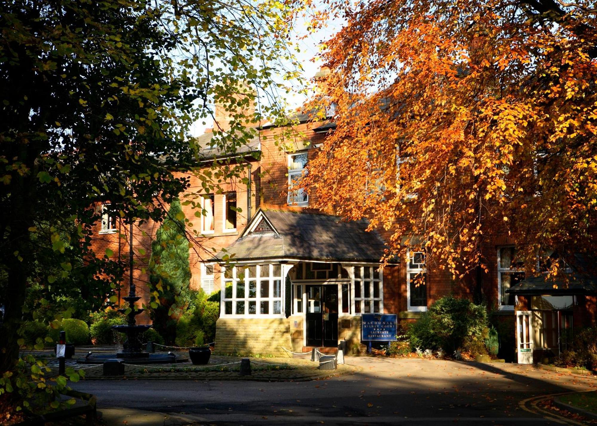 Macdonald Kilhey Court Hotel Wigan Buitenkant foto