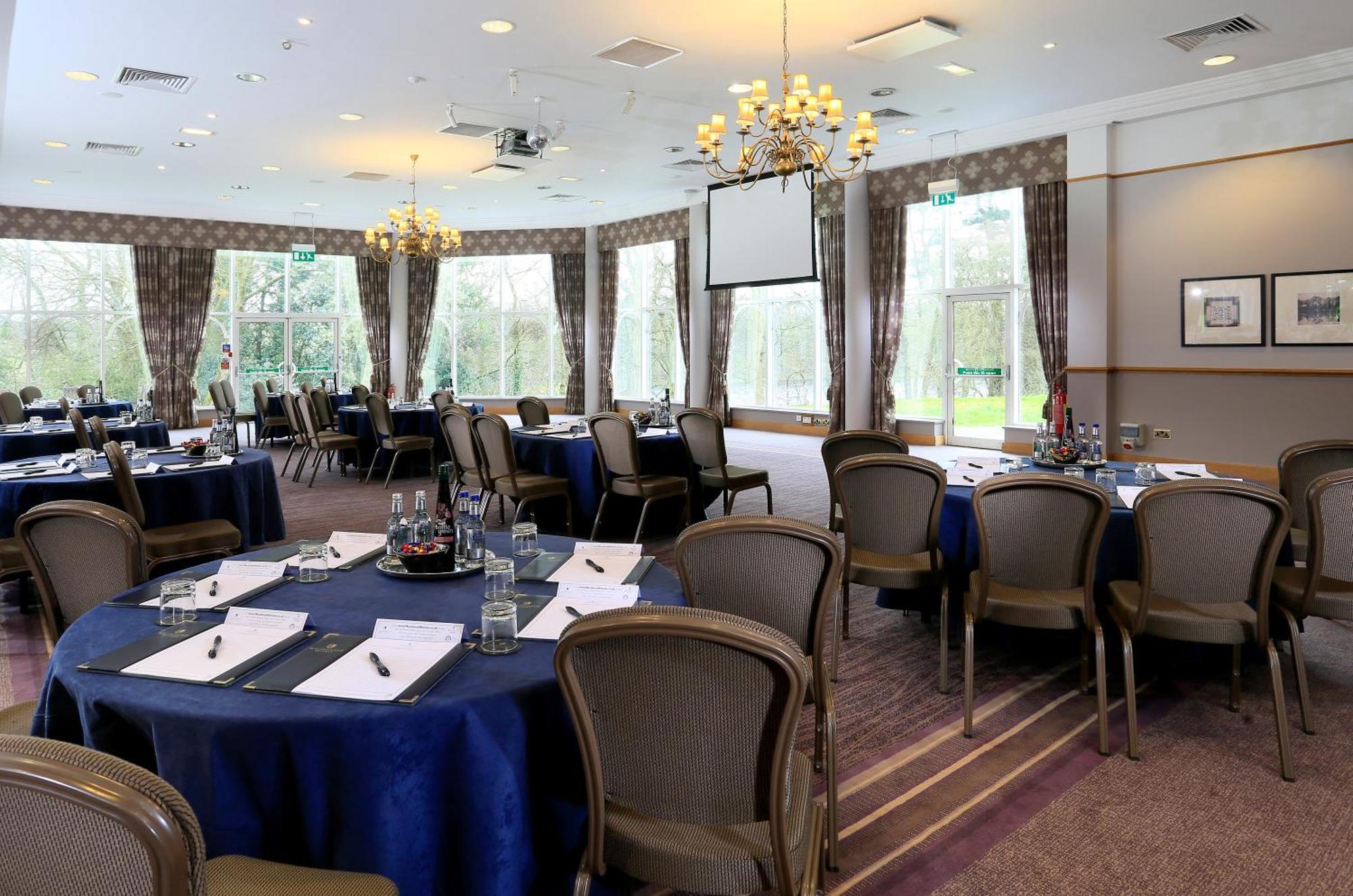 Macdonald Kilhey Court Hotel Wigan Buitenkant foto