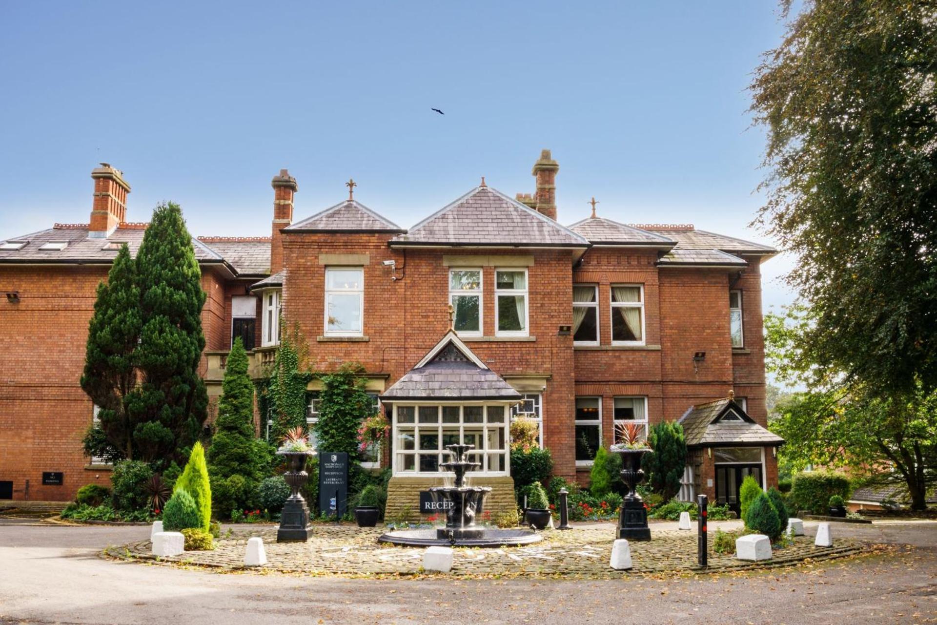 Macdonald Kilhey Court Hotel Wigan Buitenkant foto