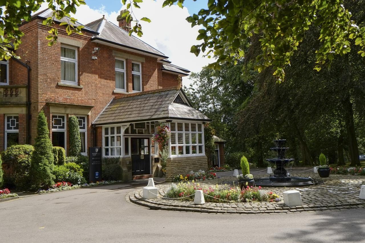 Macdonald Kilhey Court Hotel Wigan Buitenkant foto